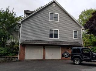 16 Ackerman Rd, Warwick, NY 10990