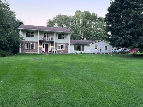 2242 Nichols Rd, Flushing, MI 48433