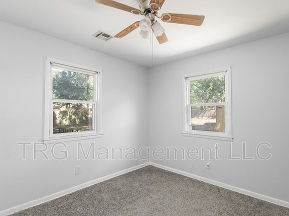 4th image of 1145 N Derby Ave