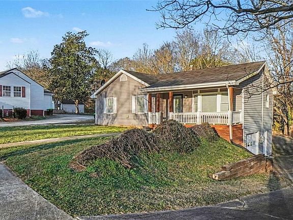 4th image of 221 S Carroll Rd