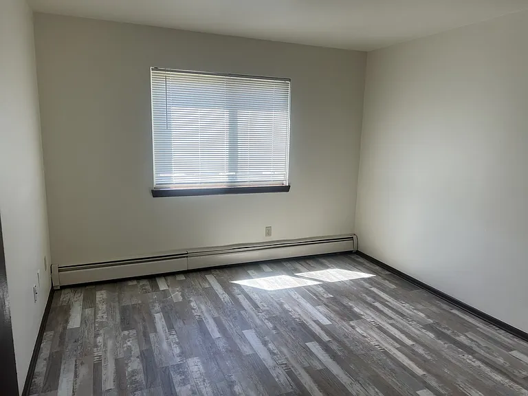 6951 N 76th St #112 — Photo 8