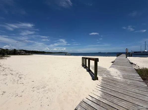 200 Pensacola Beach Rd APT D2, Gulf Breeze, FL 32561