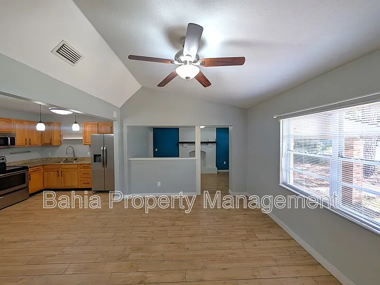 1510 E Shadowlawn Ave — Photo 7