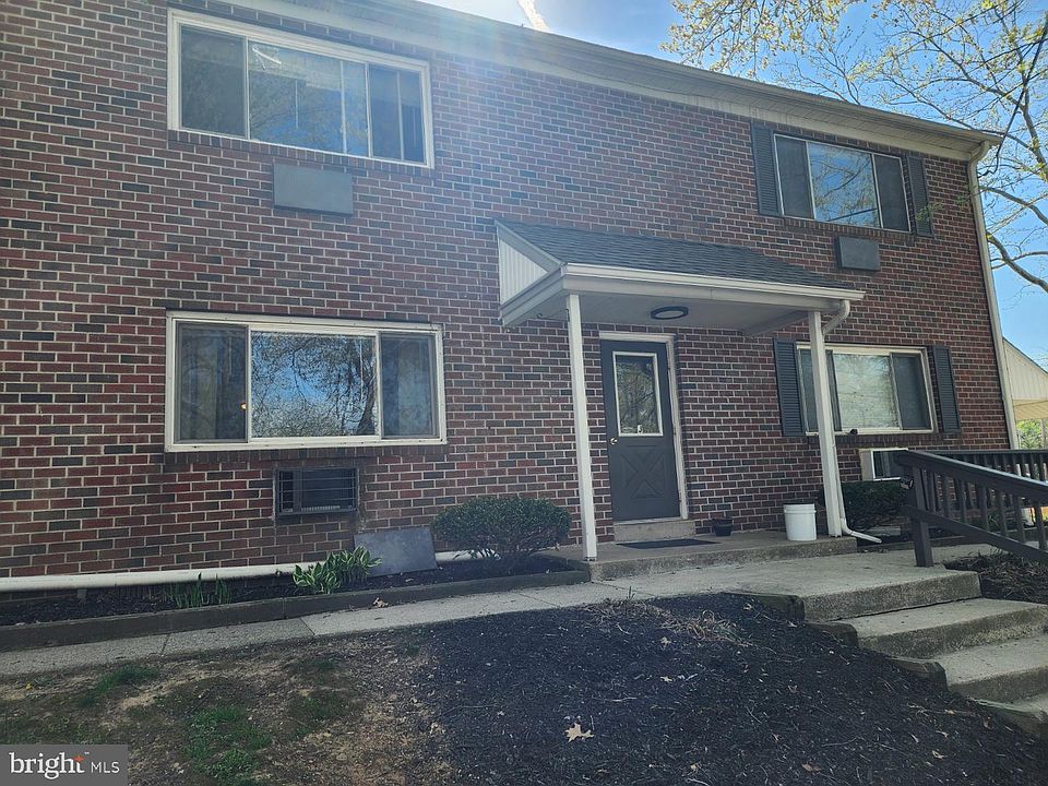 1st image of 447 Pine St APT J1