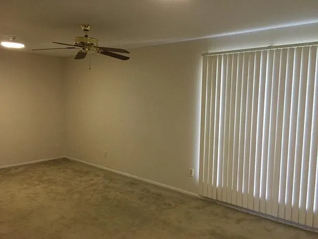 3226 Windmoor Dr — Photo 7