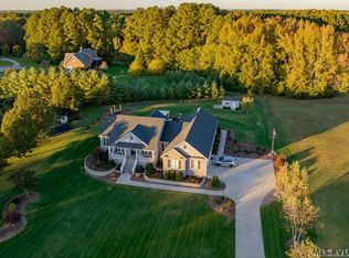 1412 Valley Rd, South Hill, VA 23970