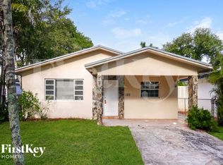 120 SW 7th Ter, Hallandale, FL 33009