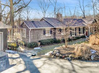 10307 Country Club Rd, Bull Valley, IL 60098