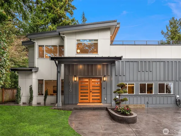 10210 114th Place NE, Kirkland, WA 98033