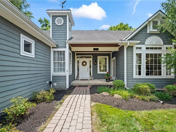 16 Mariners Cv, Cincinnati, OH 45249