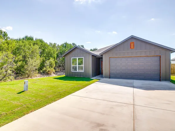 1305 Woodmere Trl, Granbury, TX 76048