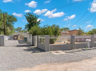 2107 Valley Rd SW, Albuquerque, NM 87105