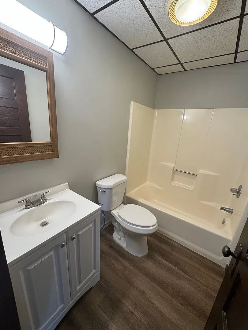 549 Pine Street — Photo 3
