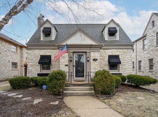 2762 N 70th St, Milwaukee, WI 53210