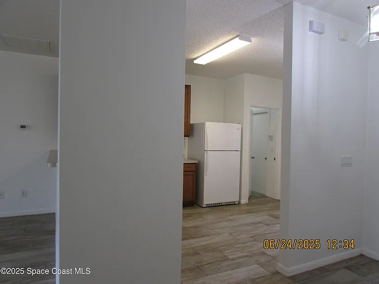 4192 Collinwood Dr — Photo 29