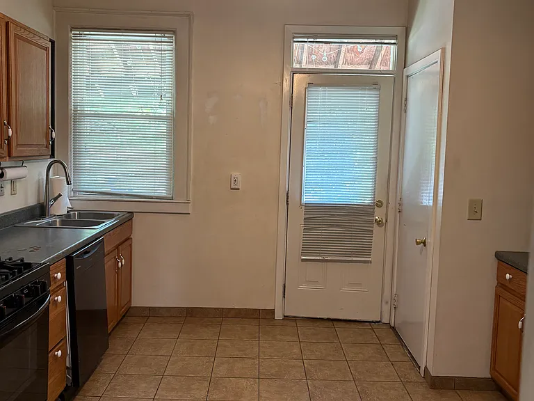 630 Neil Ave — Photo 11