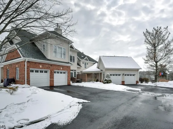 4 LOFT DR, Bridgewater Twp., NJ 08836