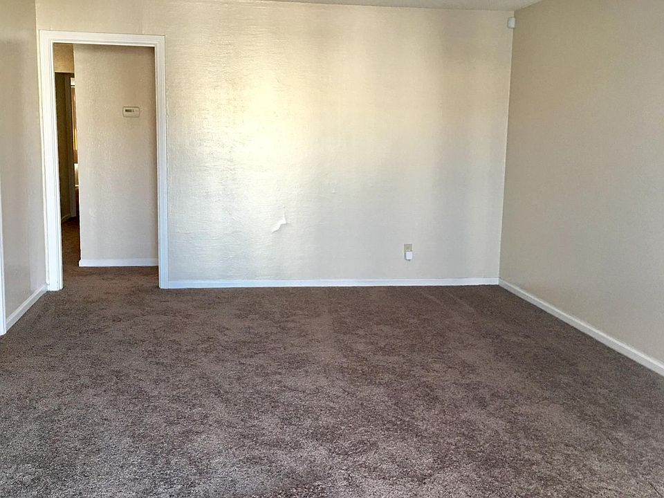 1st image of 111 S 42nd St