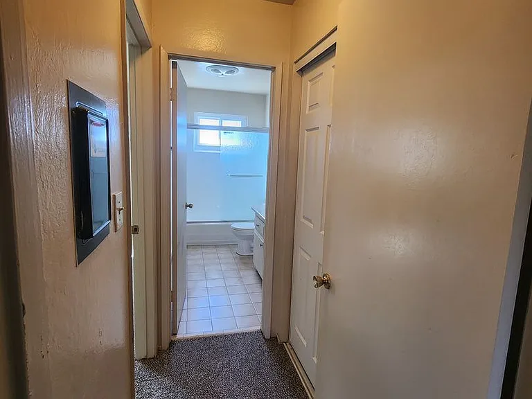 350 - 2905 Old Almaden Rd — Photo 22