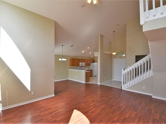 3rd image of 3415 Berry Blossom Ln