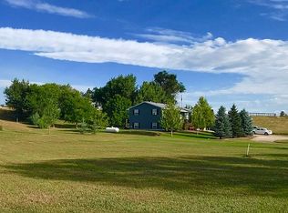 2 Lakeview Dr, Wheatland, WY 82201