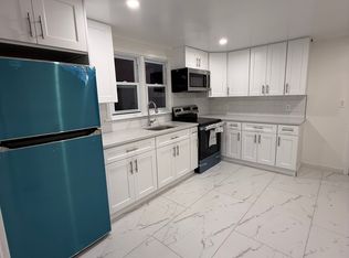 121 Milford Ave, Stratford, CT 06615