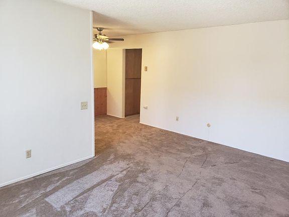 5th image of 4945 Narragansett Ave APT 2