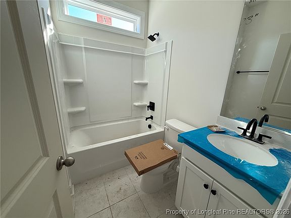 5th image of 611 Cresswell Moor Way