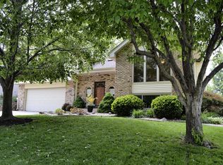 15212 Hamilton St, Omaha, NE 68154