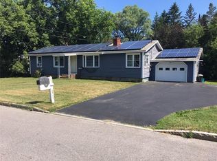 12 Clark St, Cazenovia, NY 13035