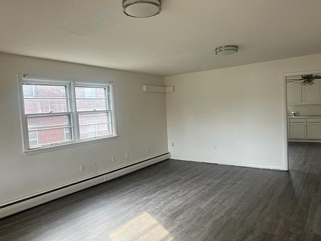 2nd image of 2416 Green St #C