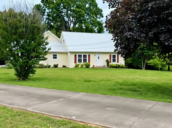 129 Oakland Dr, Gallatin, TN 37066