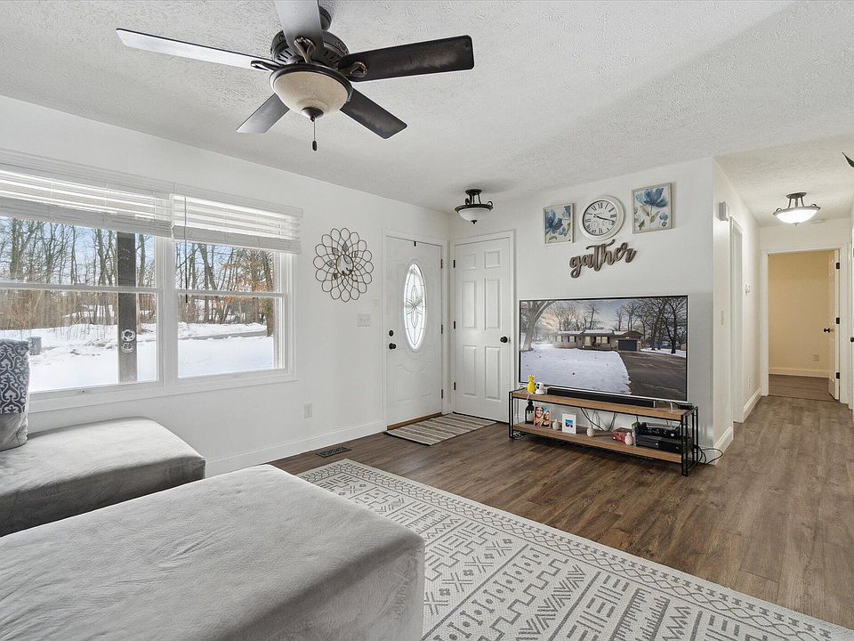 132 Clyde James Dr, Pleasant Lake, MI 49272 Zillow