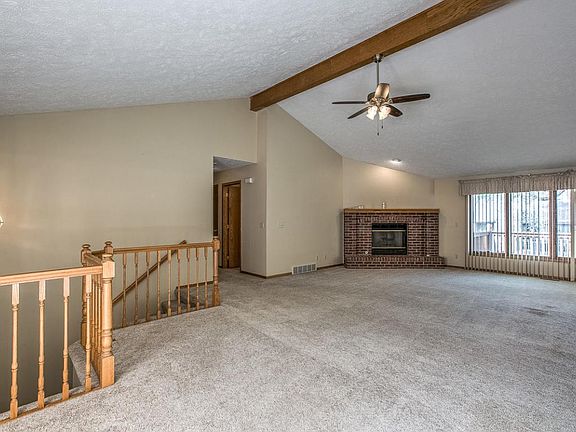 187WoodburyCr_003_web