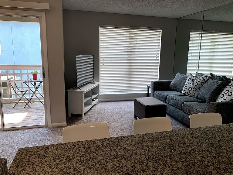 603 S Melville Ave #15 — Photo 6