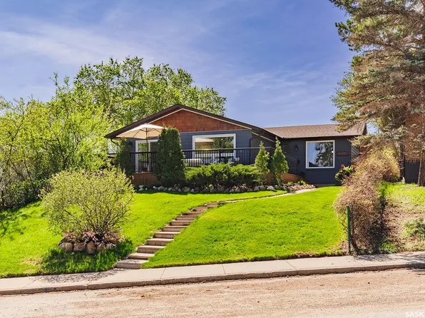 1925 Pembina AVENUE, Saskatoon, SK S7K 1C4