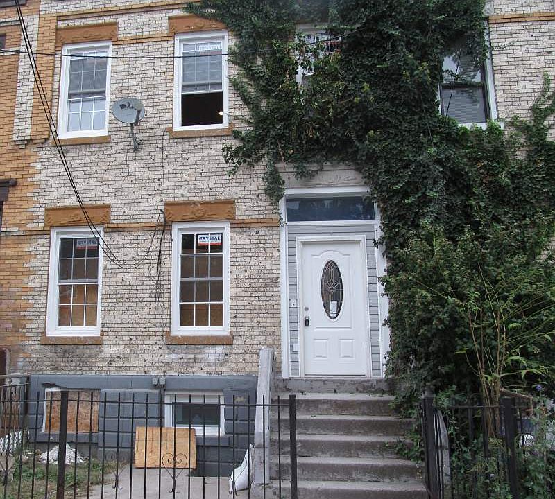 1st image of 10715 164th St