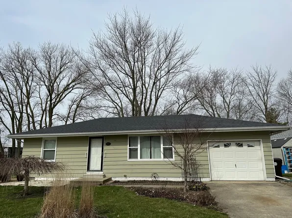 7 Elmwood Dr, Fisher, IL 61843