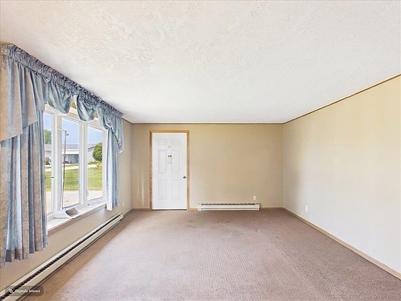 3rd image of 1114 Lynwood Ct