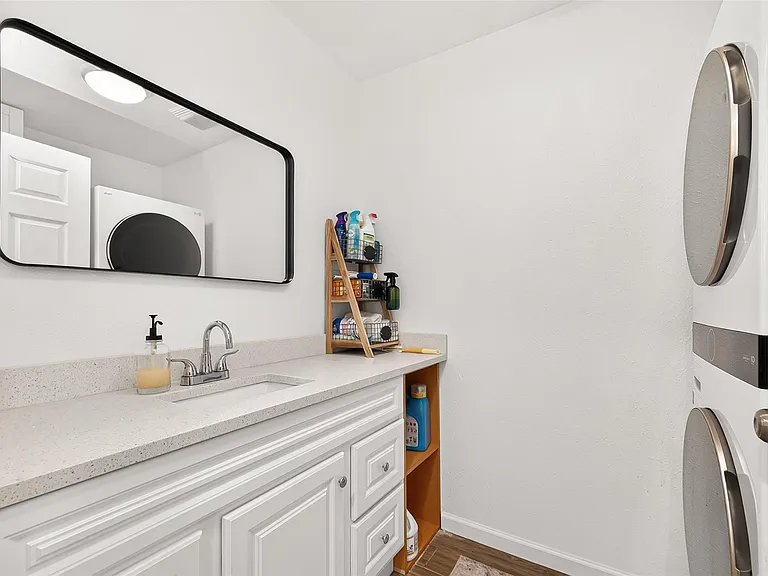548 Brandon Rd — Photo 33