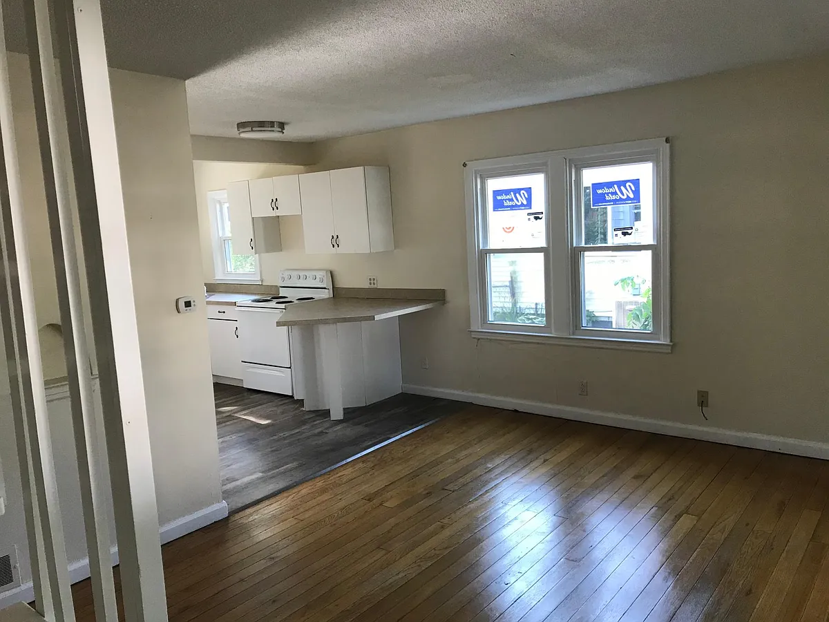 Building Photo - 401 N 17th St