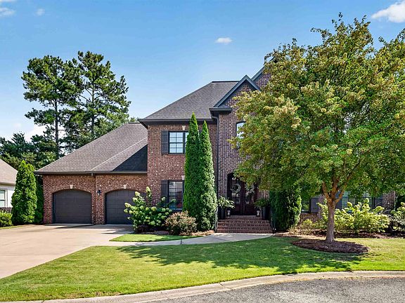4th image of 4271 Hamlin Pl