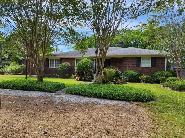 829 Condon Dr, Charleston, SC 29412