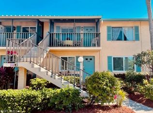 3838 Snowflake Ln, Naples, FL 34112