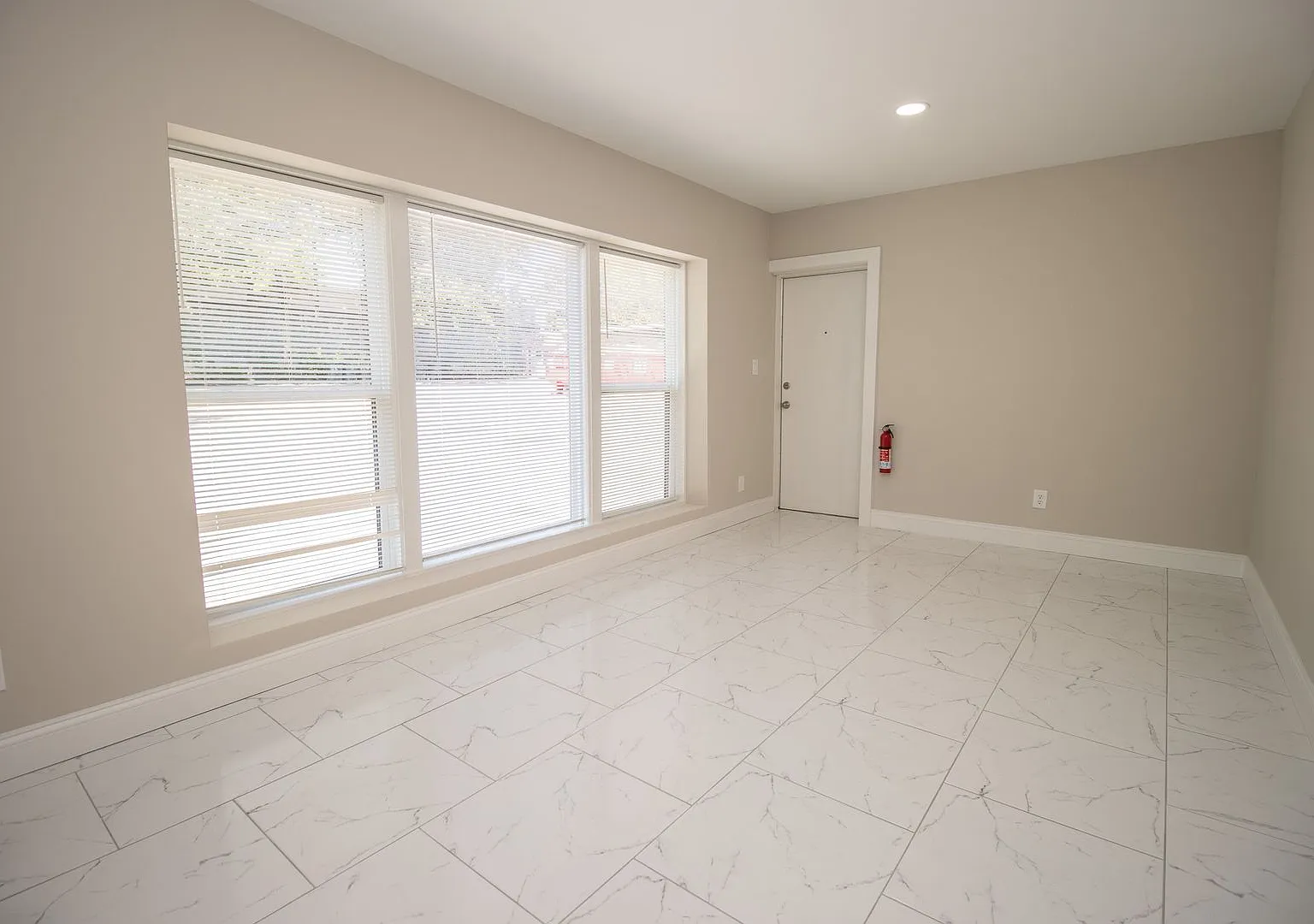 1840 Hampton Street — Photo 2