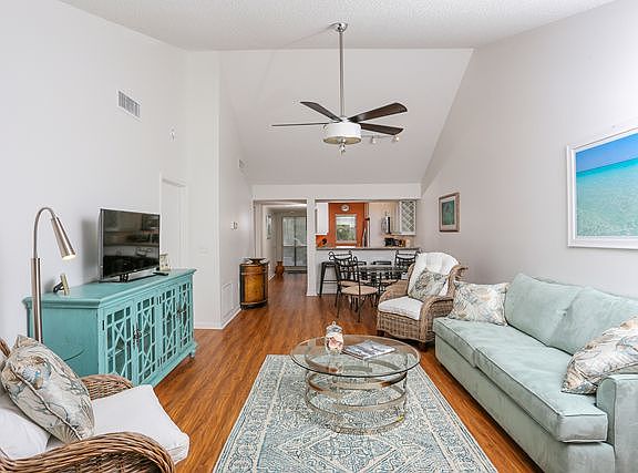 3rd image of 400 Cerromar Cir N #1-203