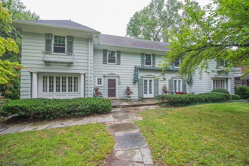 1st image of 222 Wyoming Ave