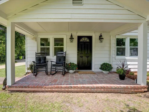 614 W Thurman Road, New Bern, NC 28562