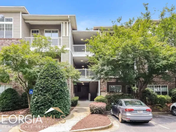 2700 Pine Tree Rd NE Unit 2011, Atlanta, GA 30324