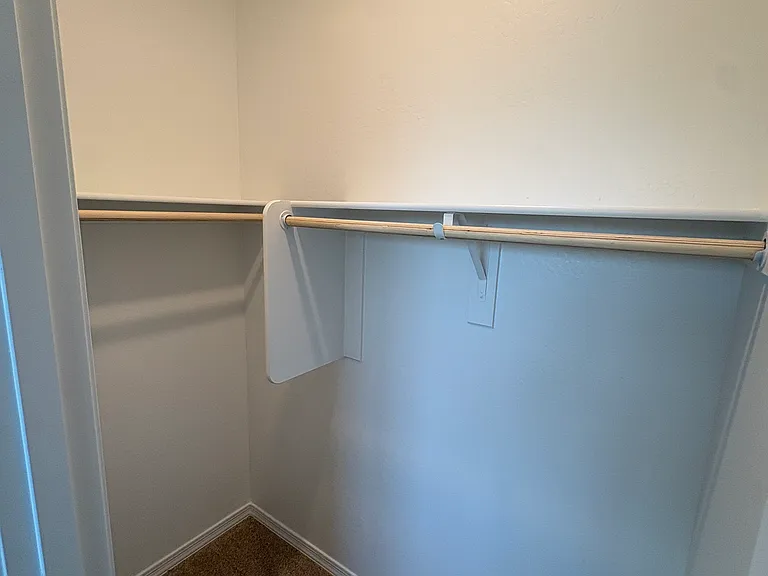 675 W Riparian Dr — Photo 11